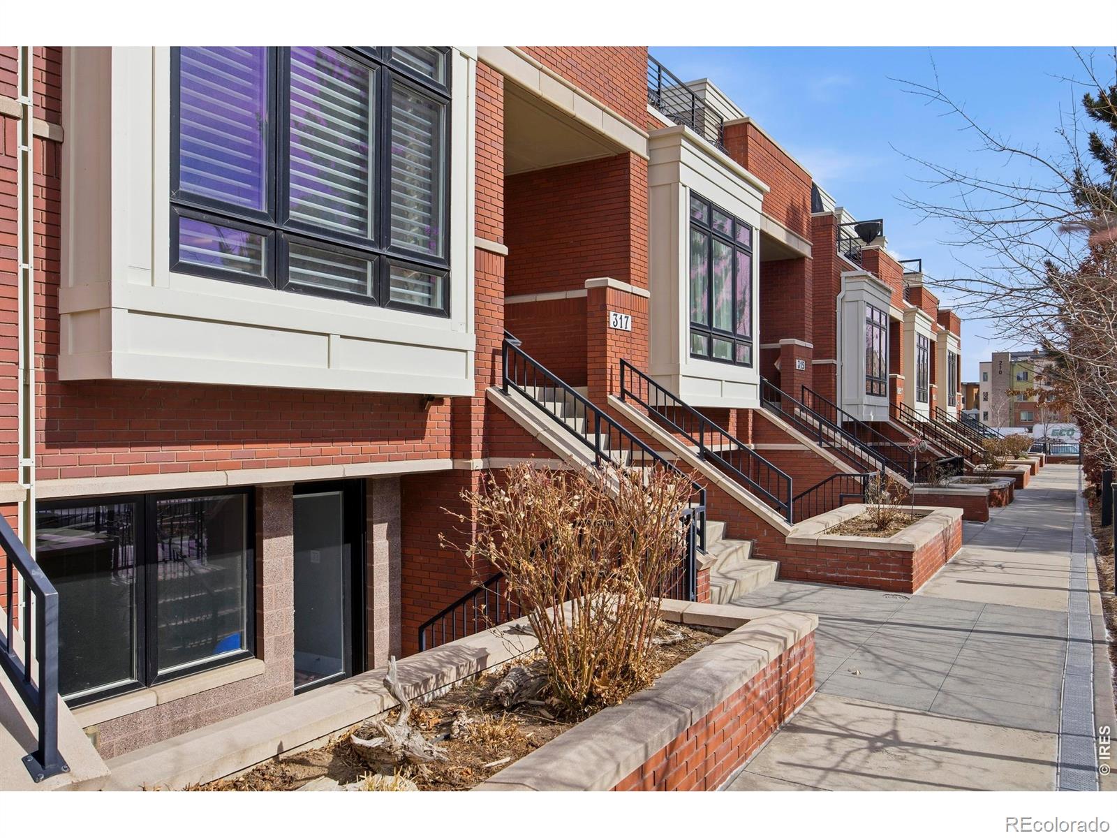 317 N Howes Street