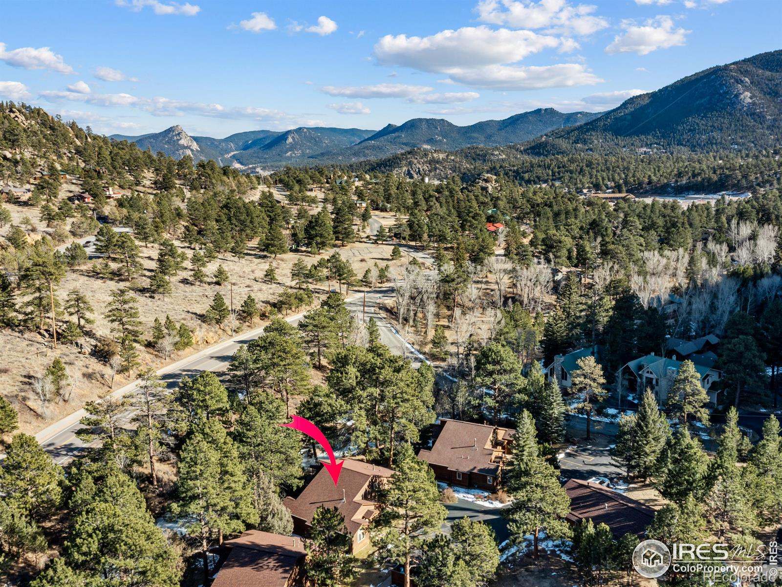 525 Fall River Lane Unit: 4