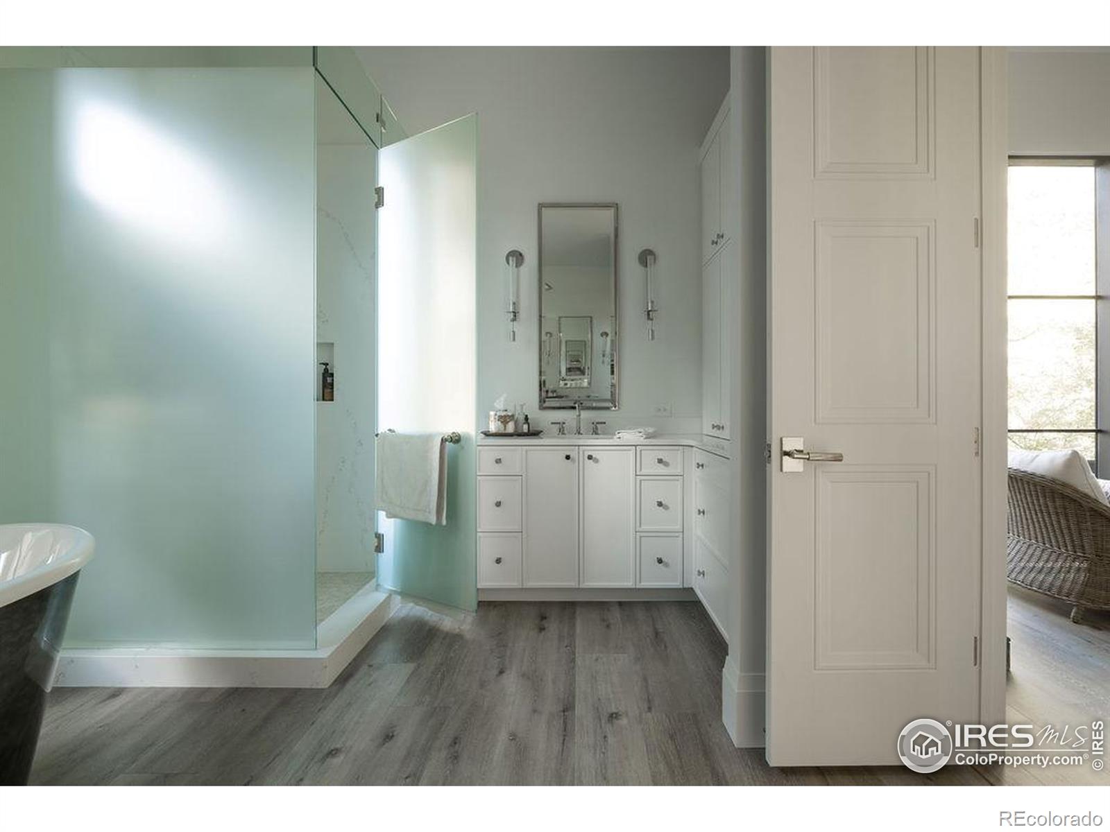 762 Harts Gardens Lane