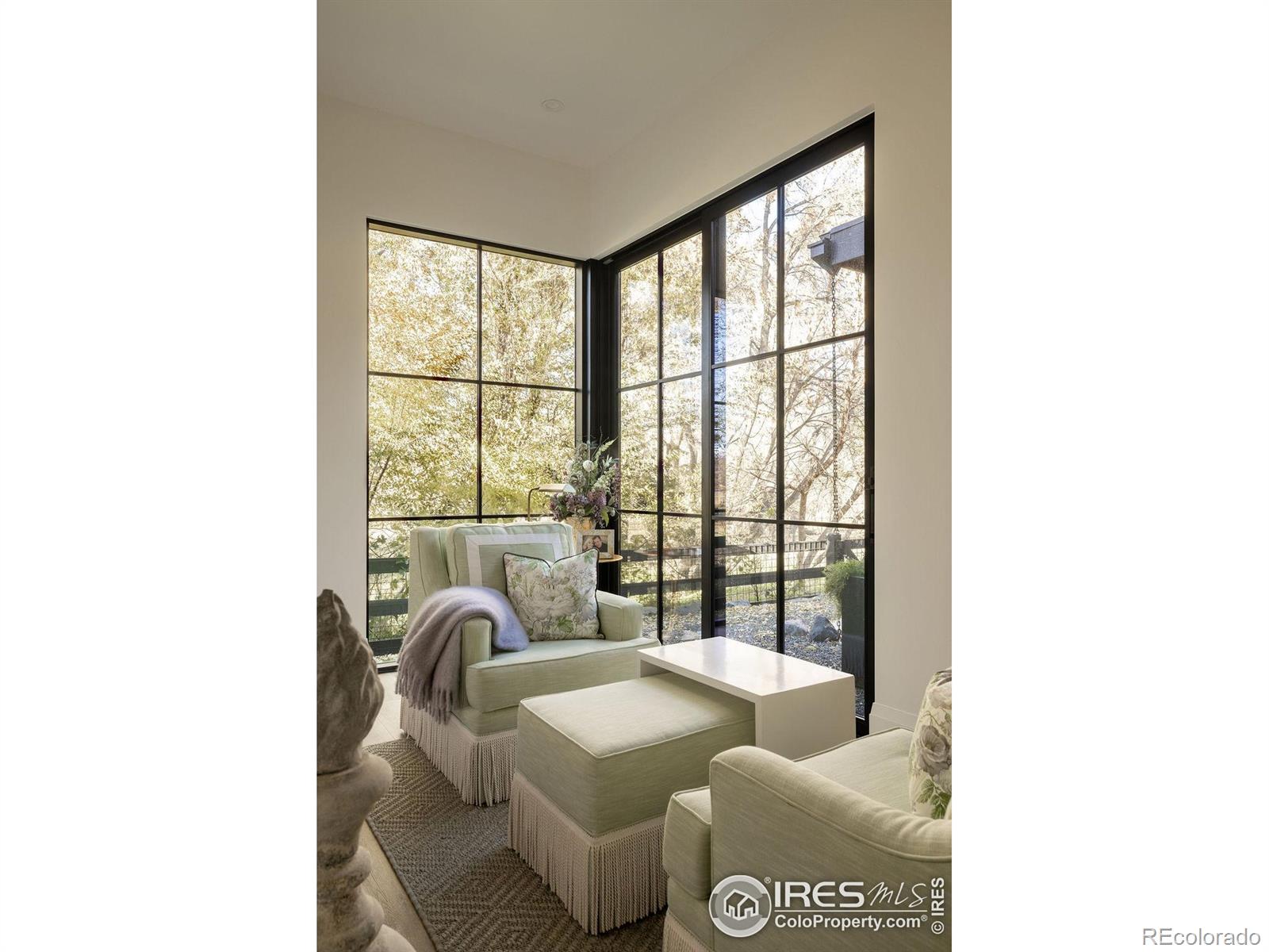 762 Harts Gardens Lane