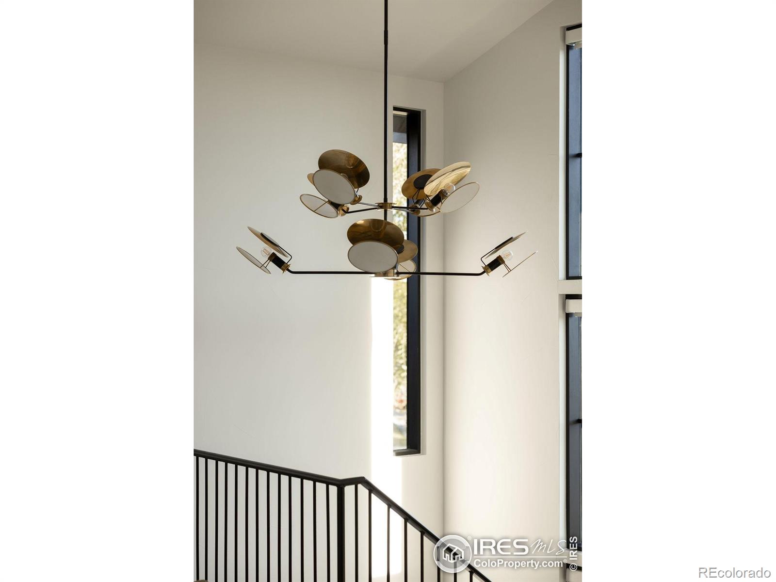 762 Harts Gardens Lane