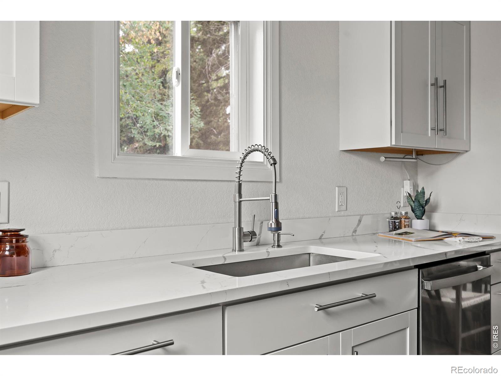 1550 N Jefferson Street