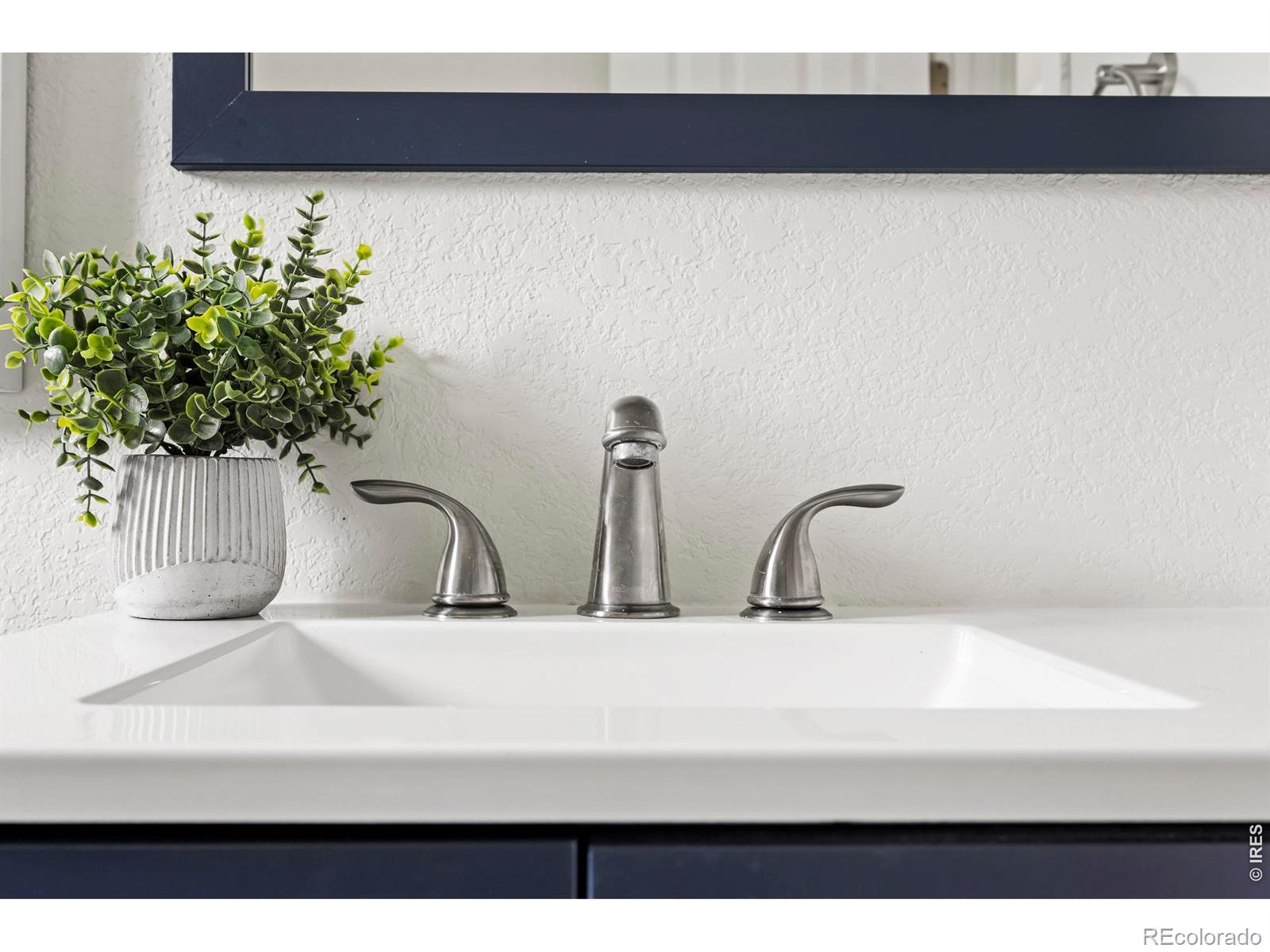 1550 N Jefferson Street