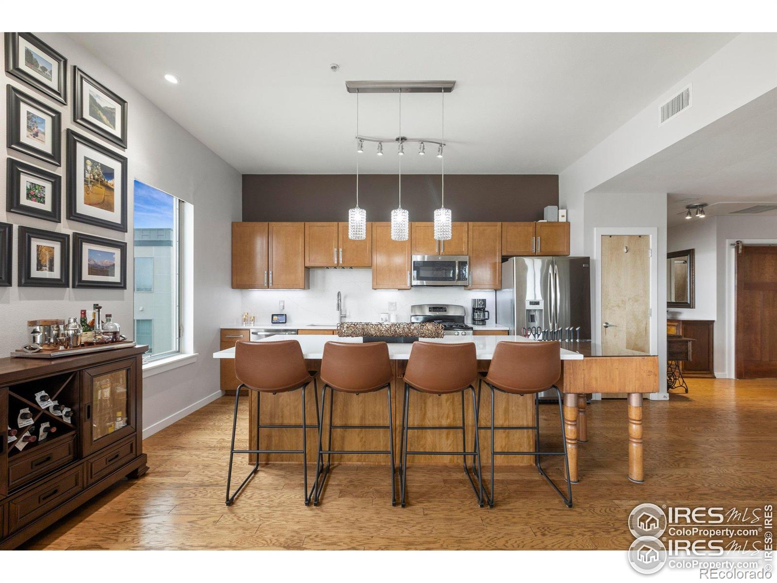 204 Maple Street Unit: 401