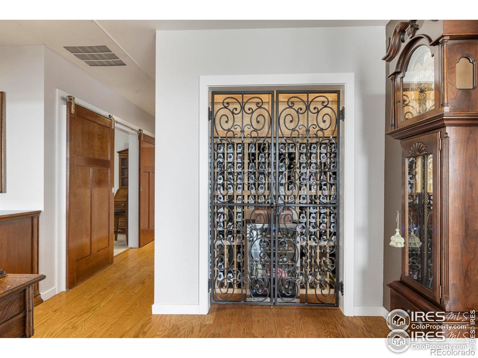 204 Maple Street Unit: 401