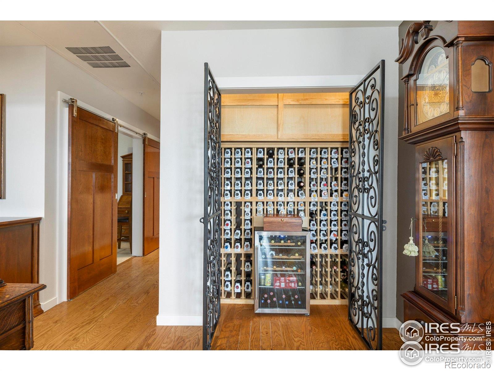 204 Maple Street Unit: 401