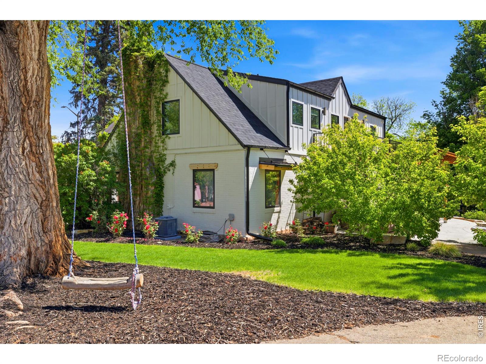 1505 W Prospect Road