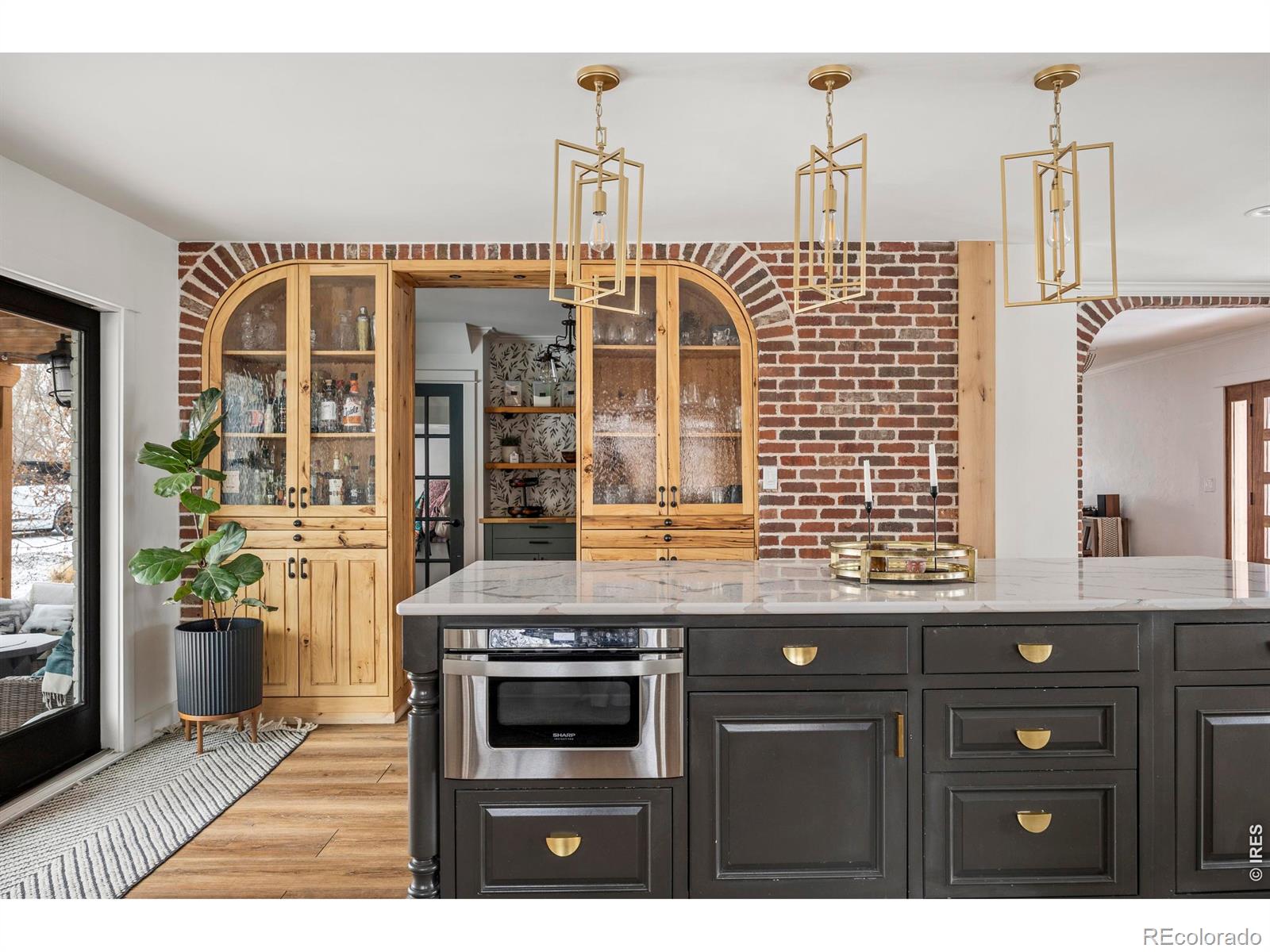 1505 W Prospect Road