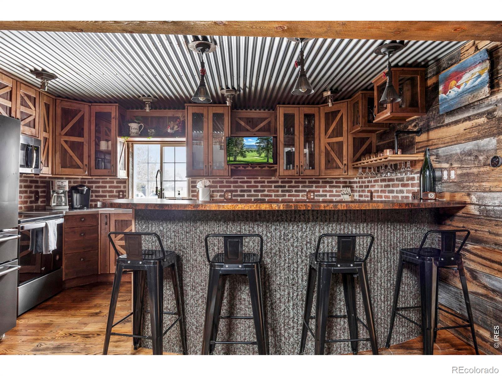 1505 W Prospect Road