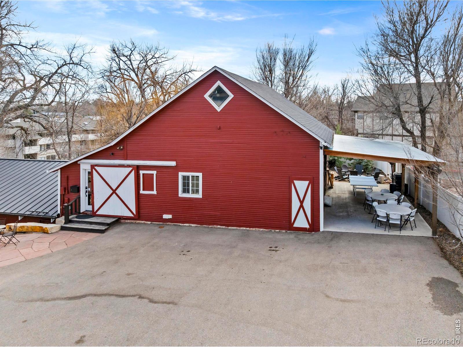 1505 W Prospect Road