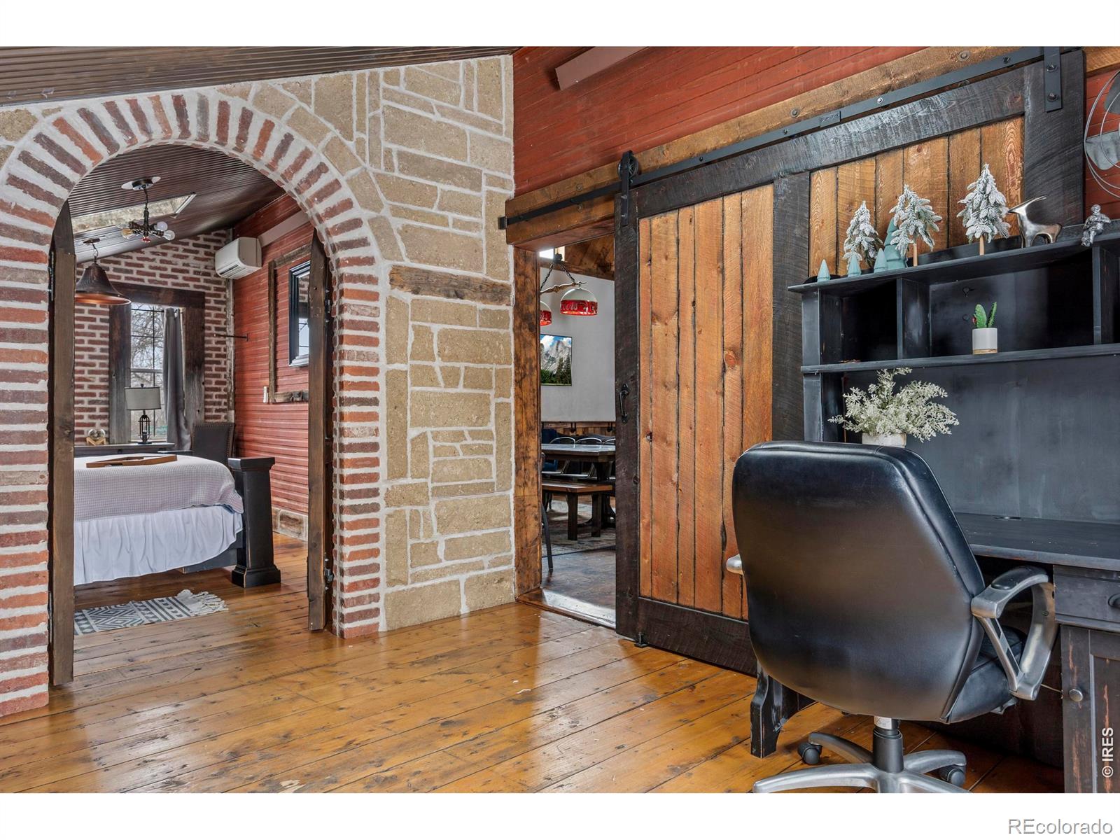 1505 W Prospect Road