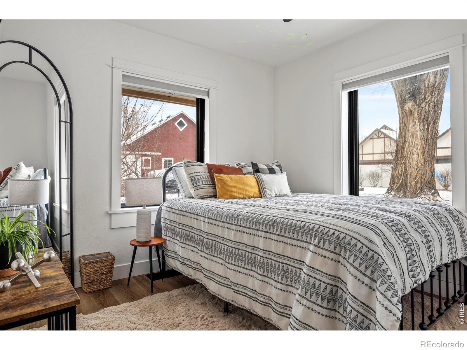 1505 W Prospect Road