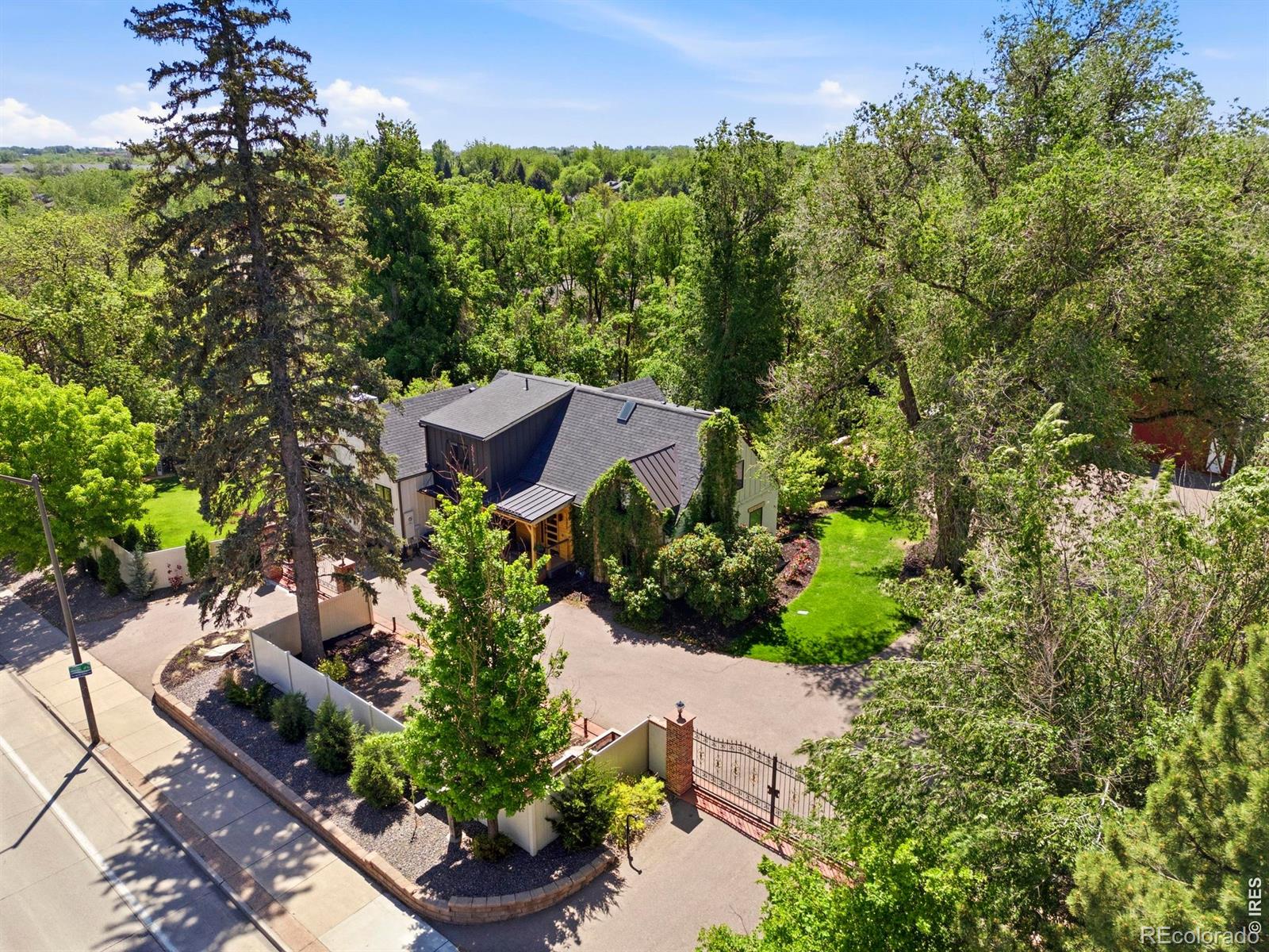 1505 W Prospect Road