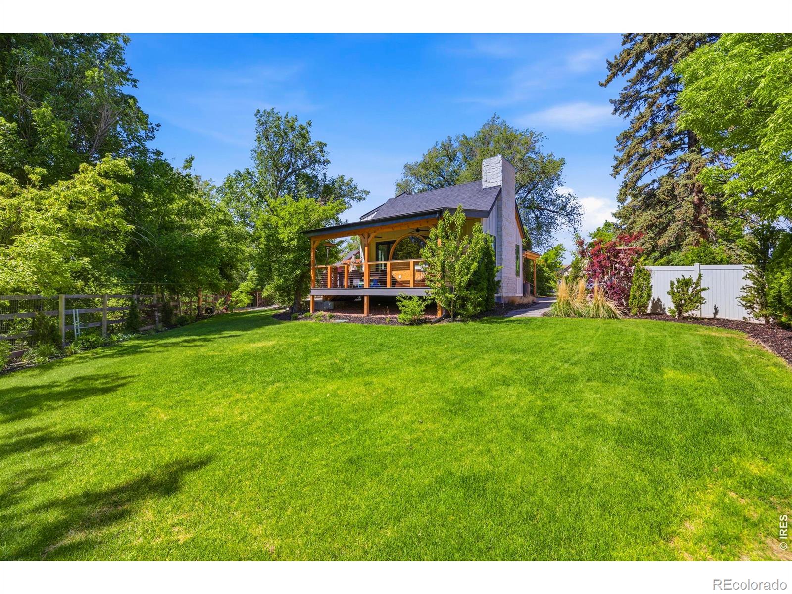 1505 W Prospect Road