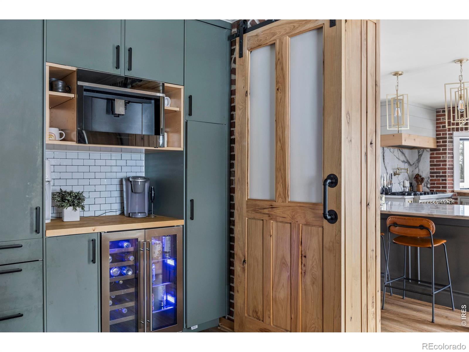 1505 W Prospect Road