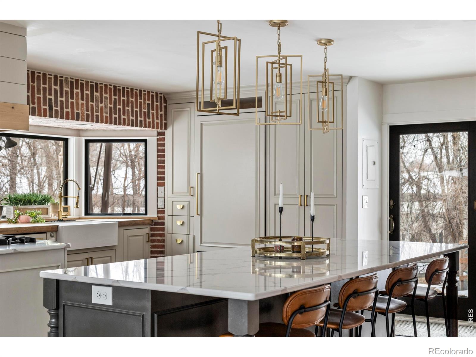 1505 W Prospect Road