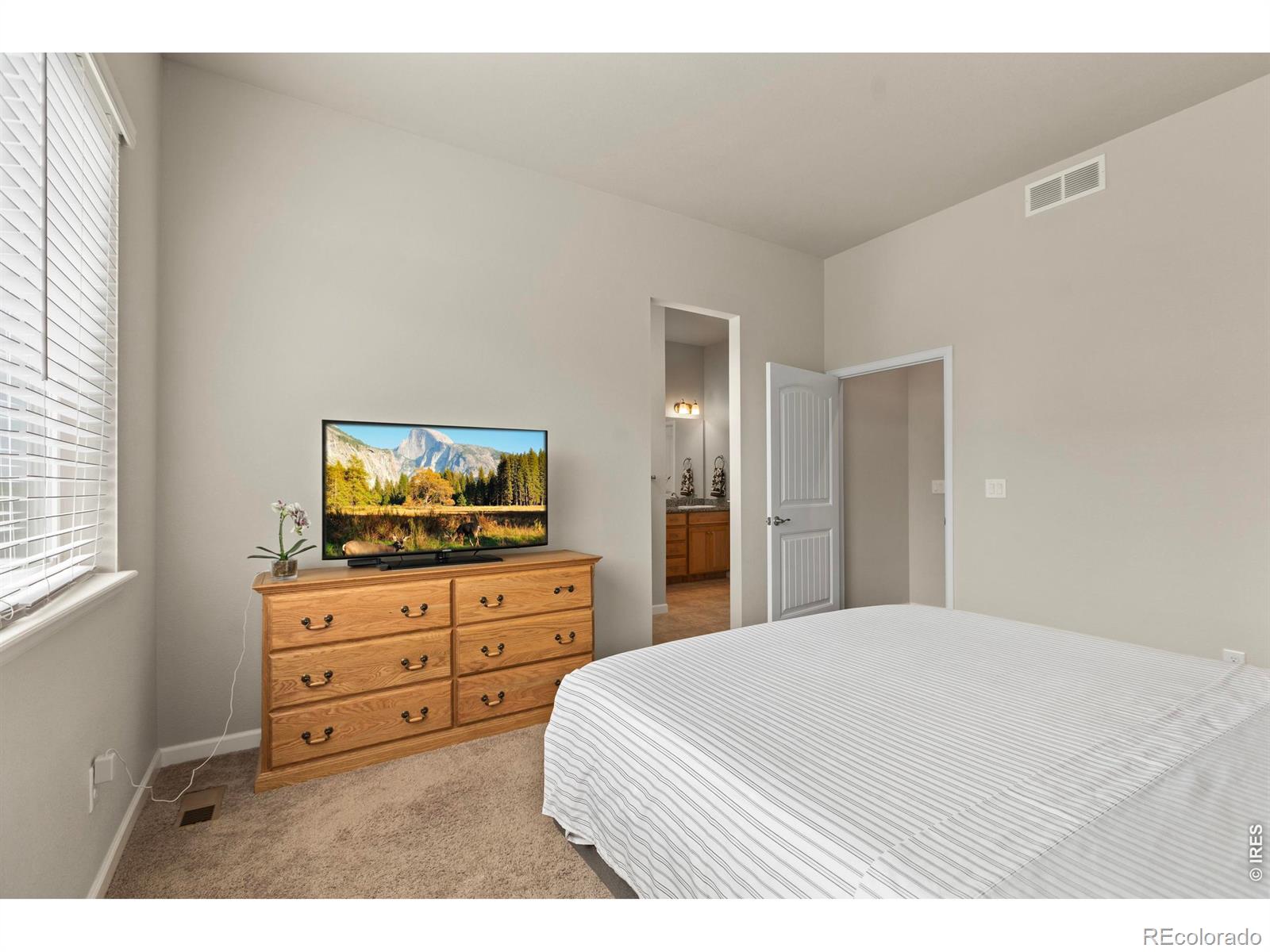1226 105th Ave Ct