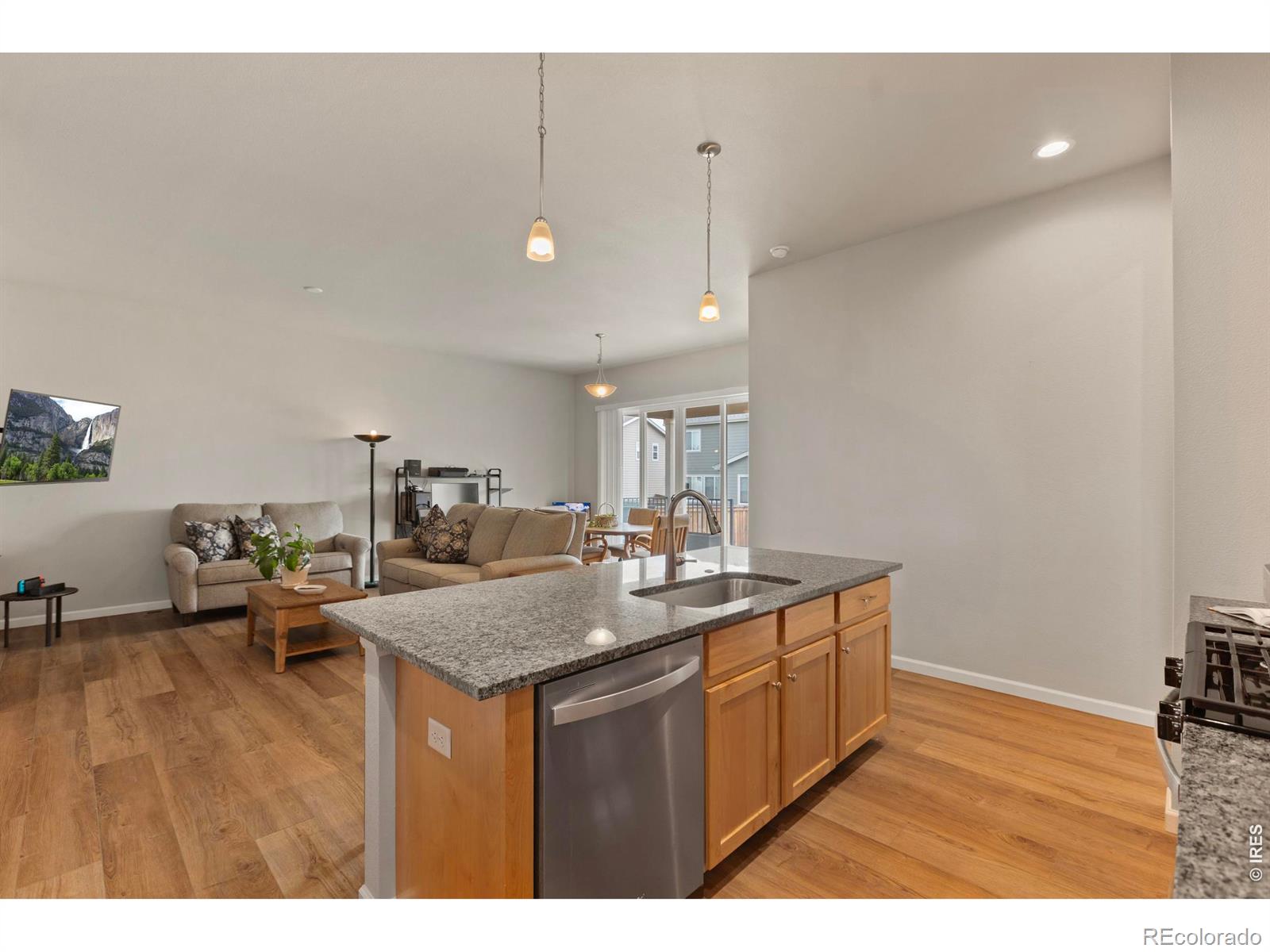 1226 105th Ave Ct