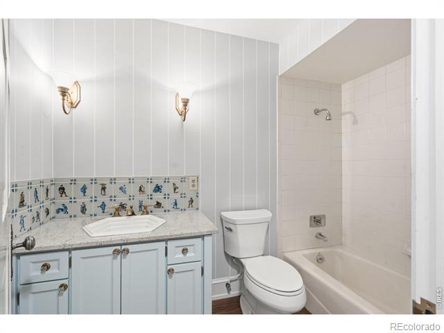2401 Brookwood Drive
