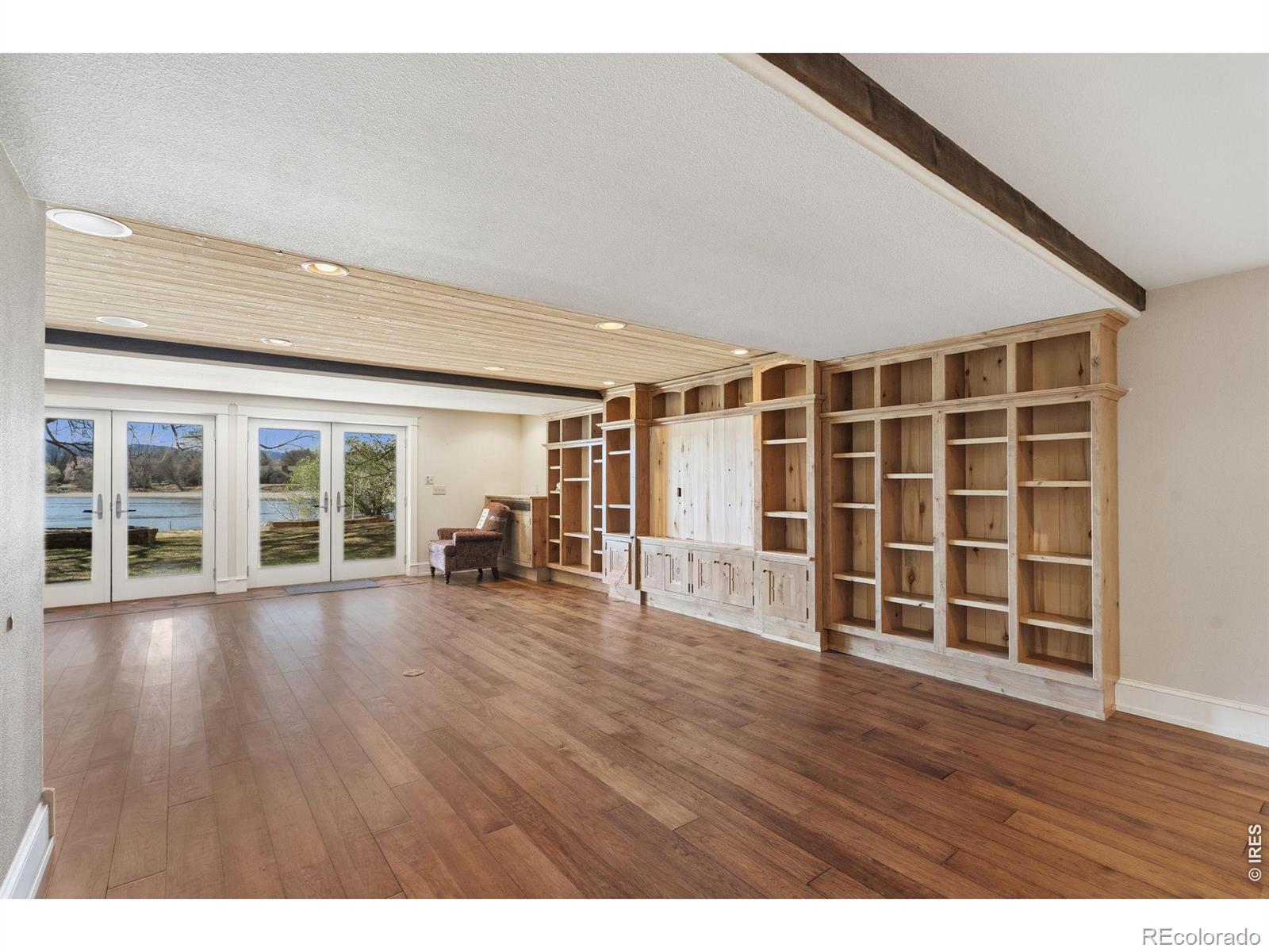 2401 Brookwood Drive