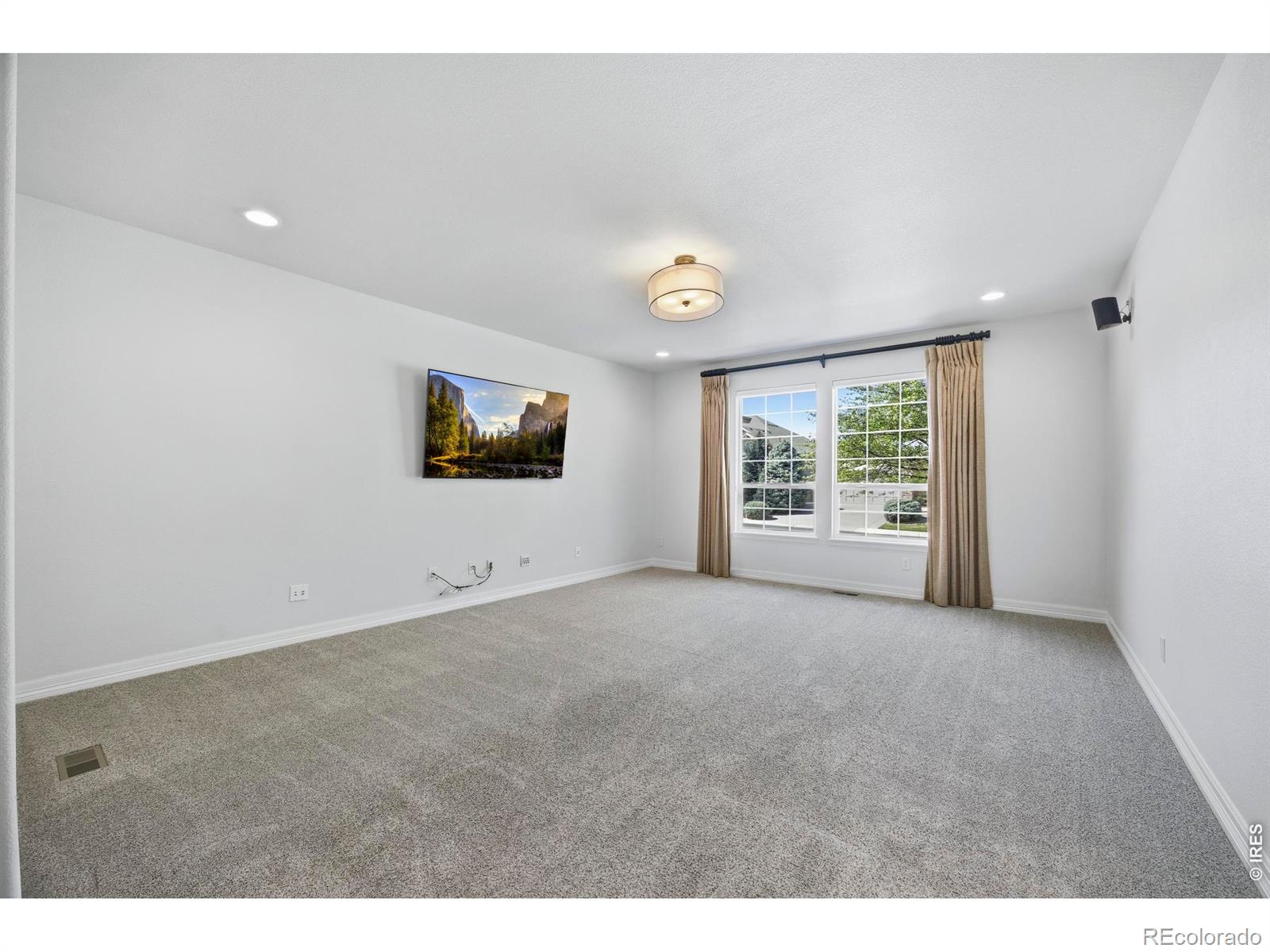 1657 Stardance Circle