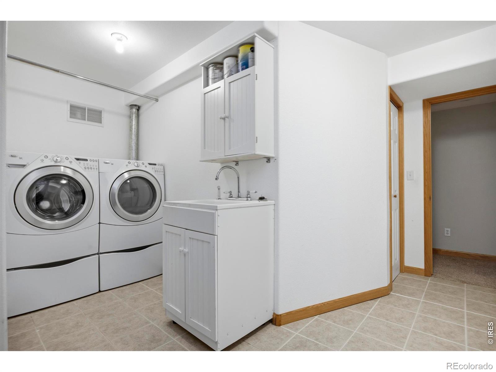 108 Whitney Bay