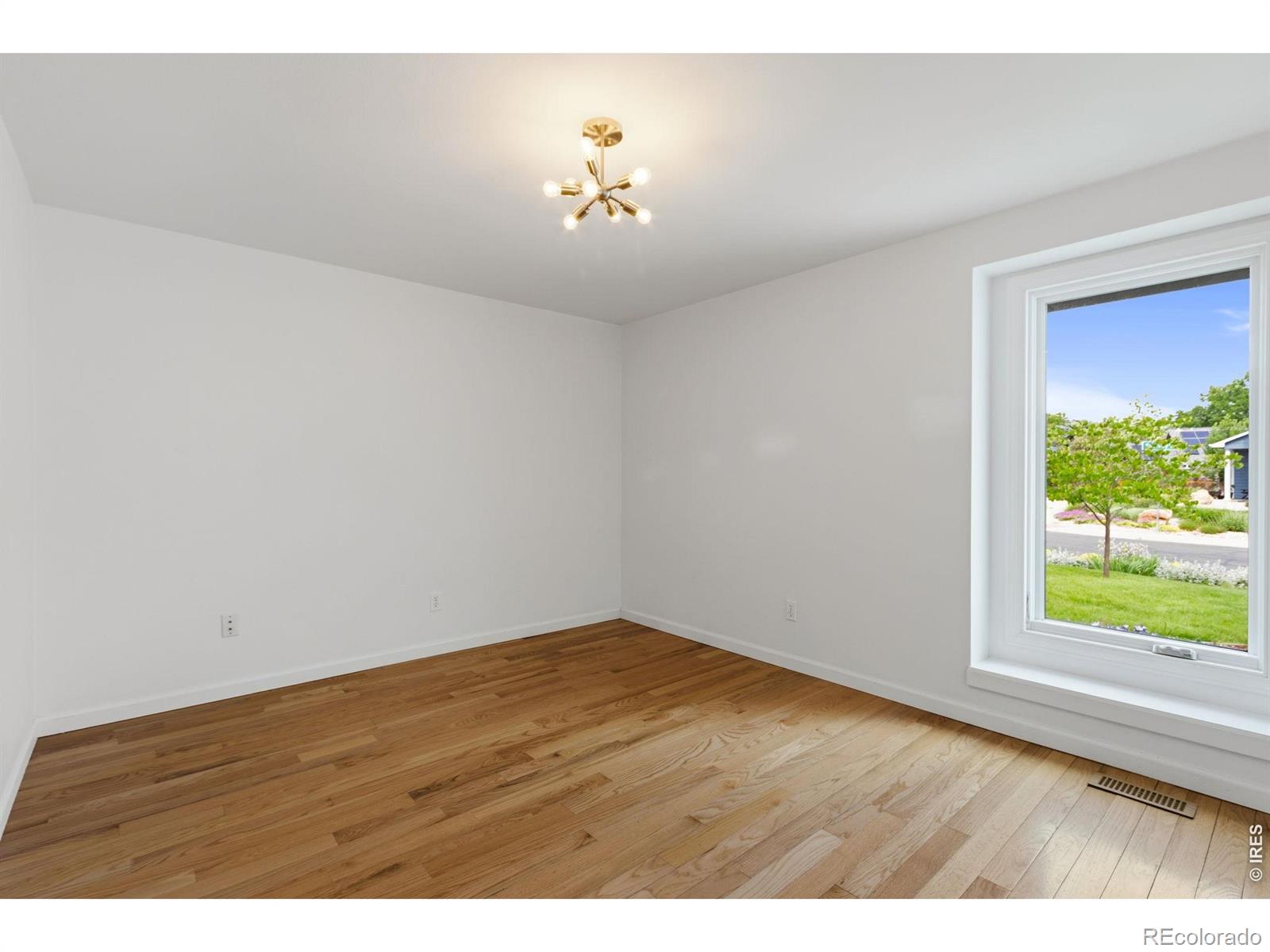 4501 Seaway Circle