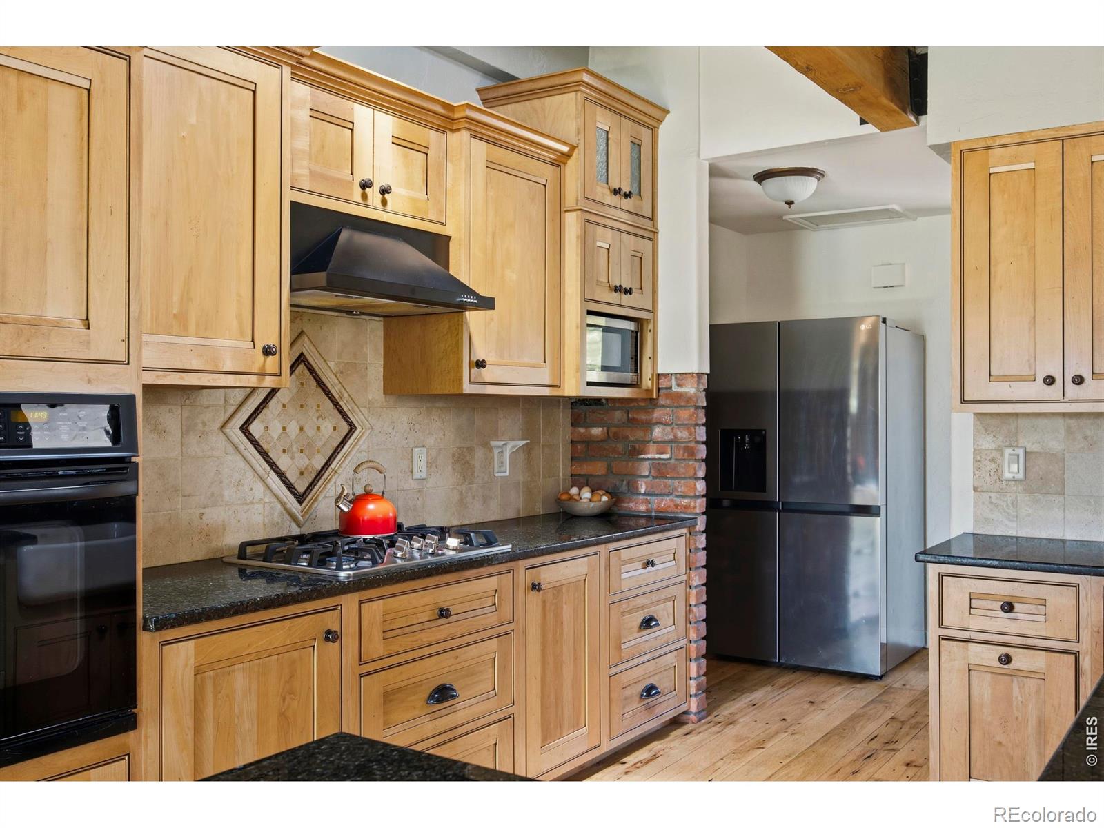 400 Ridgewood Court