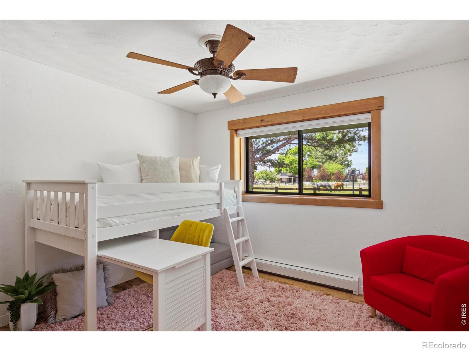 400 Ridgewood Court