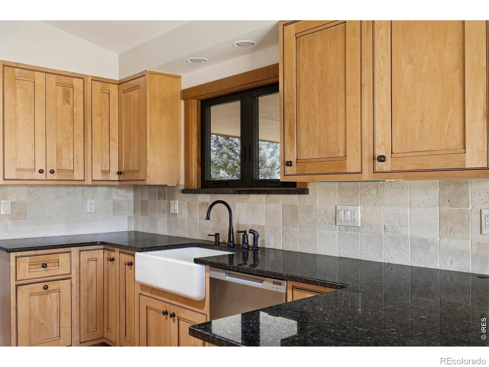 400 Ridgewood Court