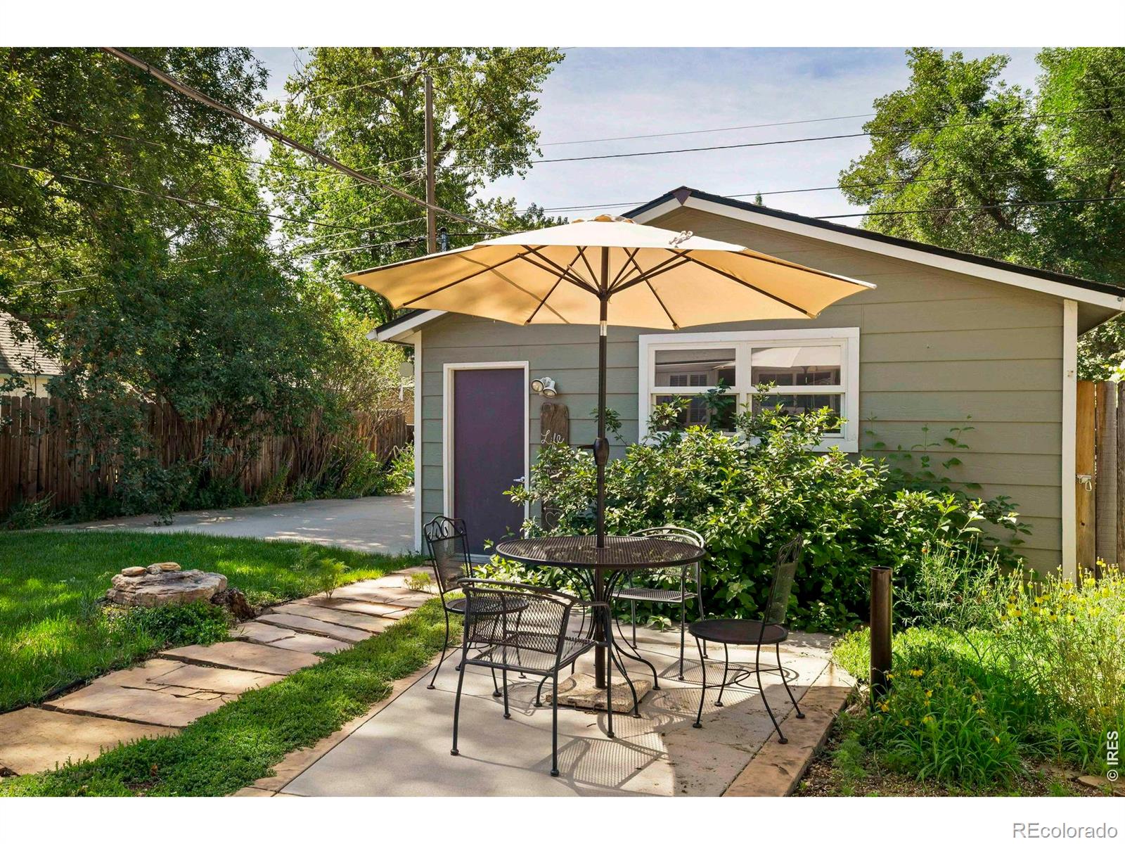 548 W 5th Street