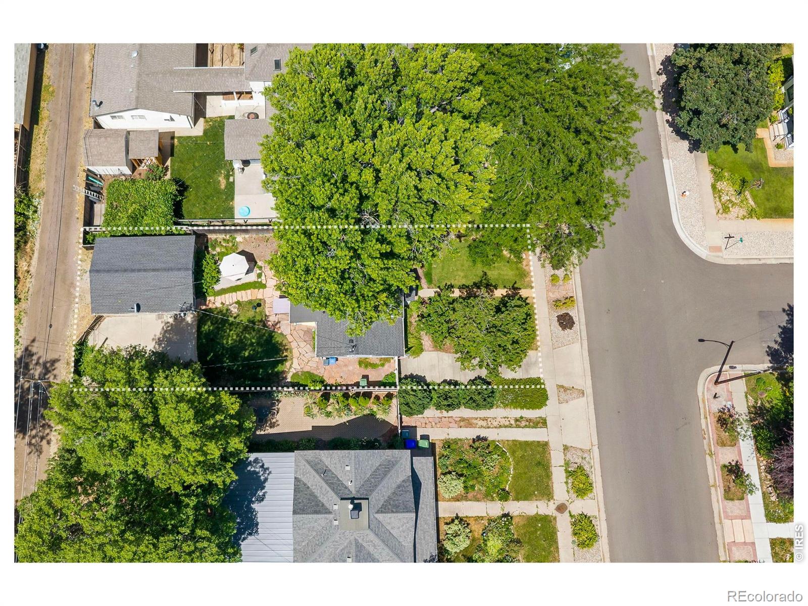 548 W 5th Street