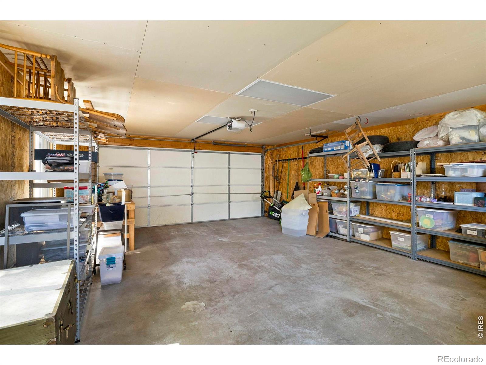 548 W 5th Street