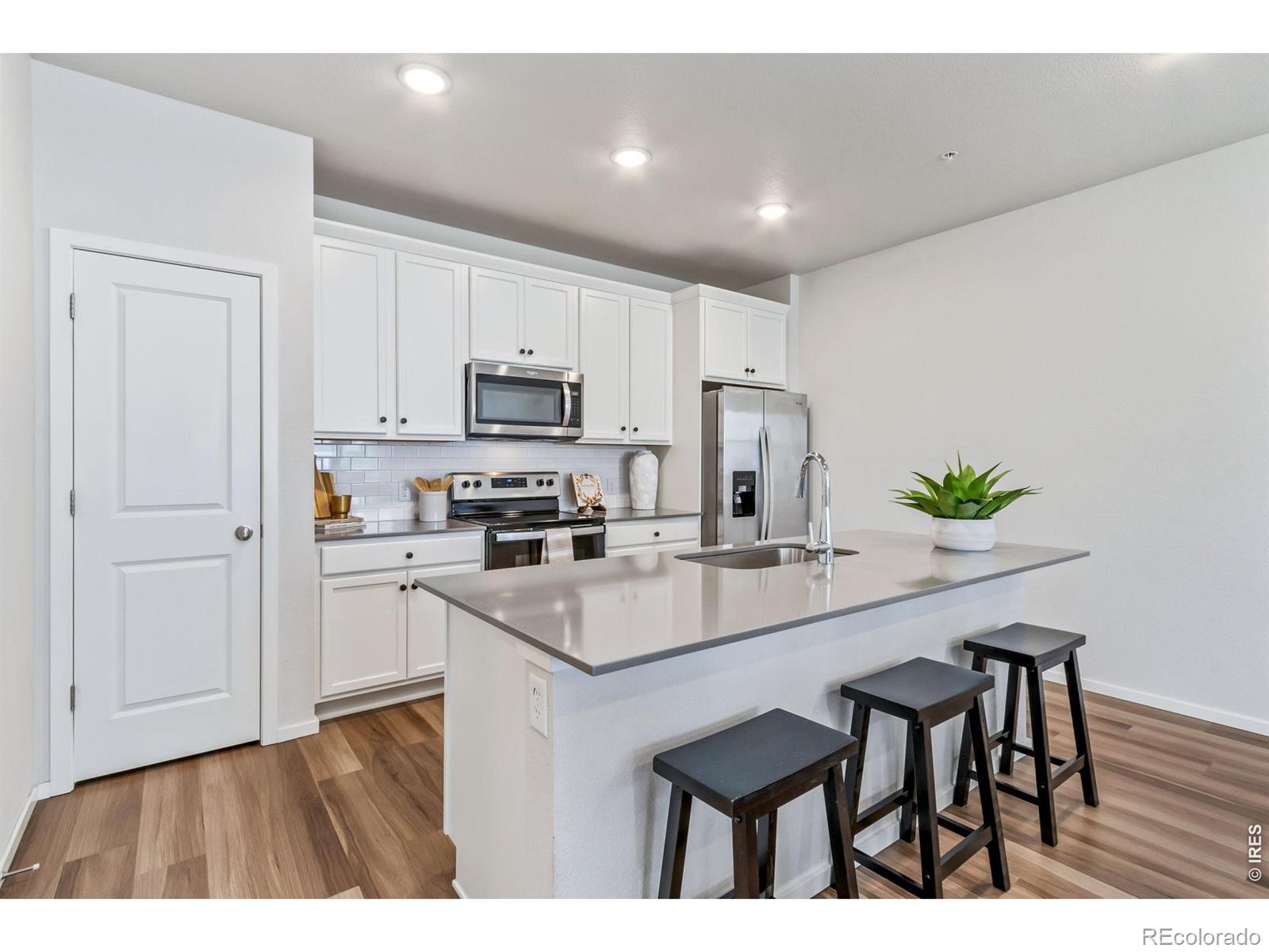 533 Vicot Way Unit: B