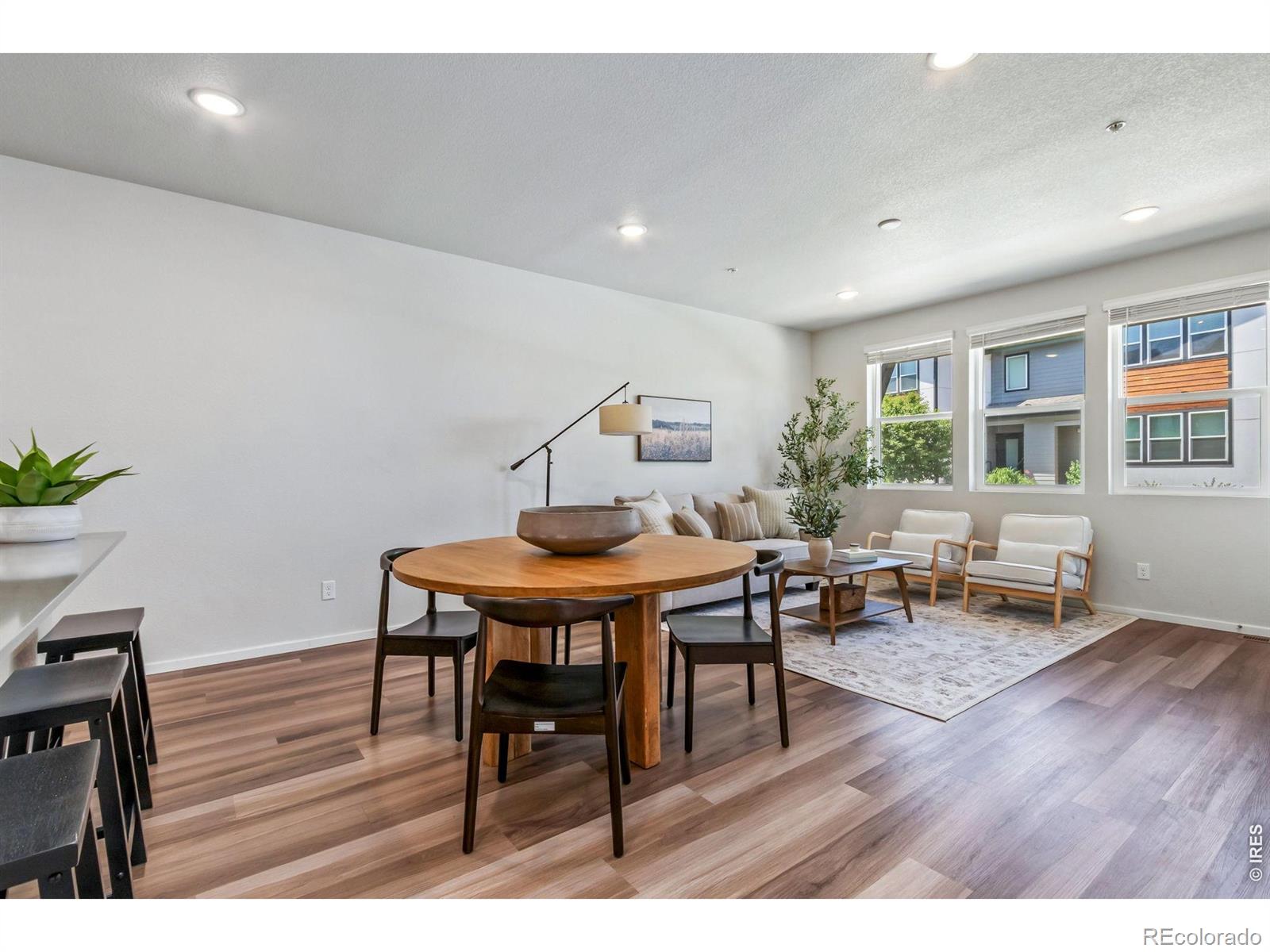 533 Vicot Way Unit: B