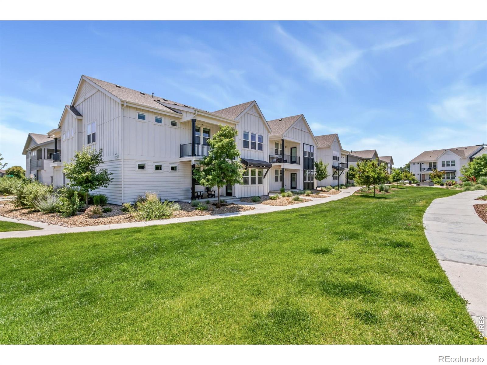 533 Vicot Way Unit: B