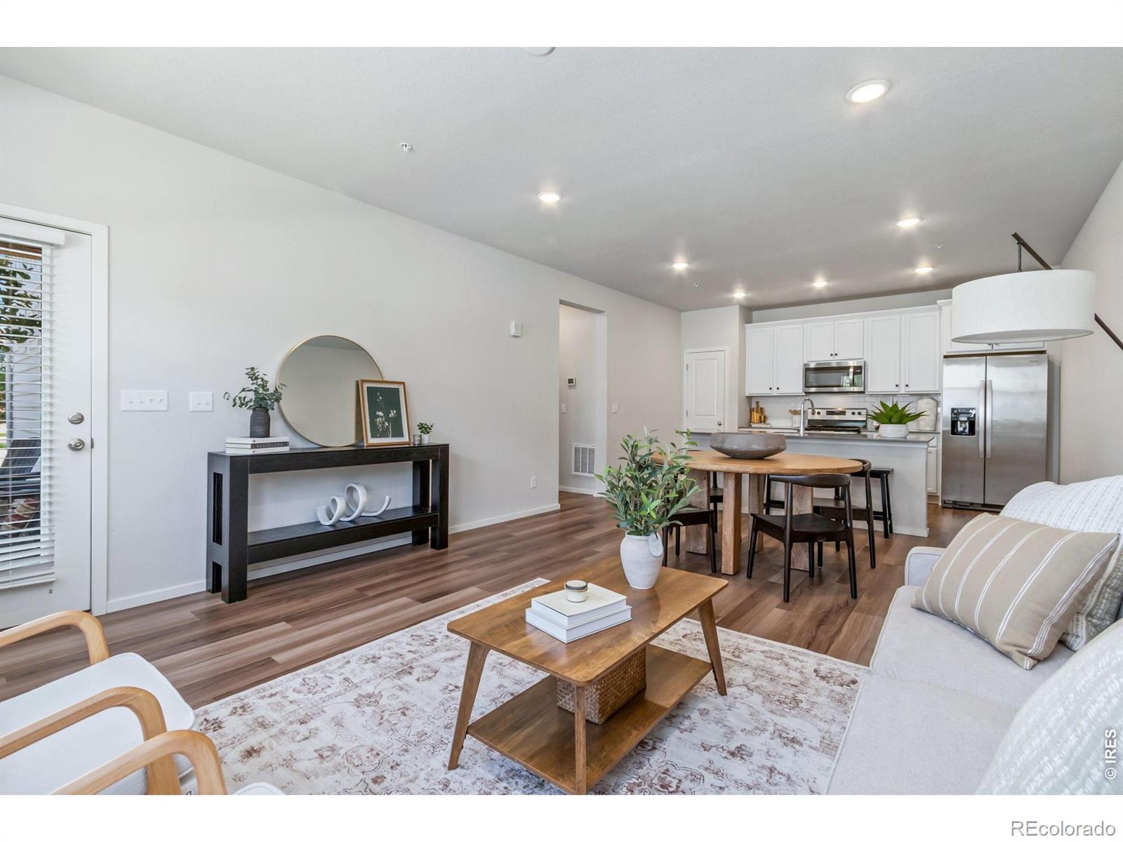 533 Vicot Way Unit: B