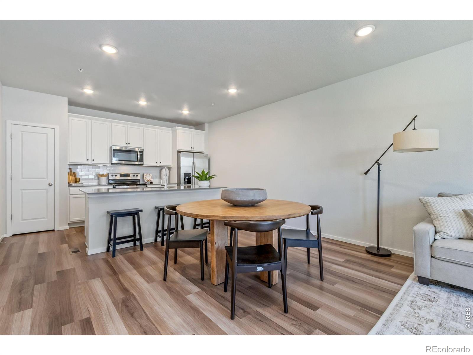 533 Vicot Way Unit: B