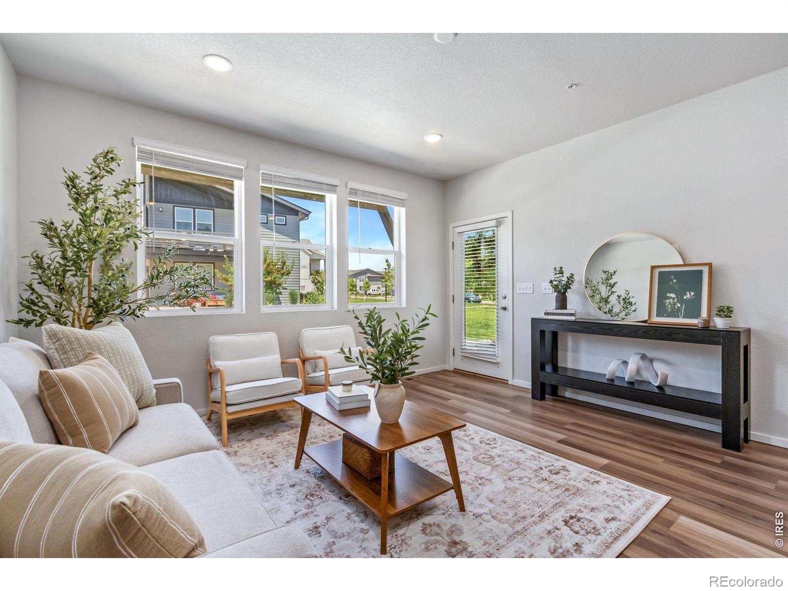 533 Vicot Way Unit: B