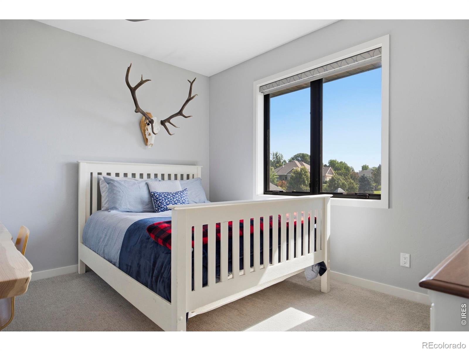 938 Signal Court