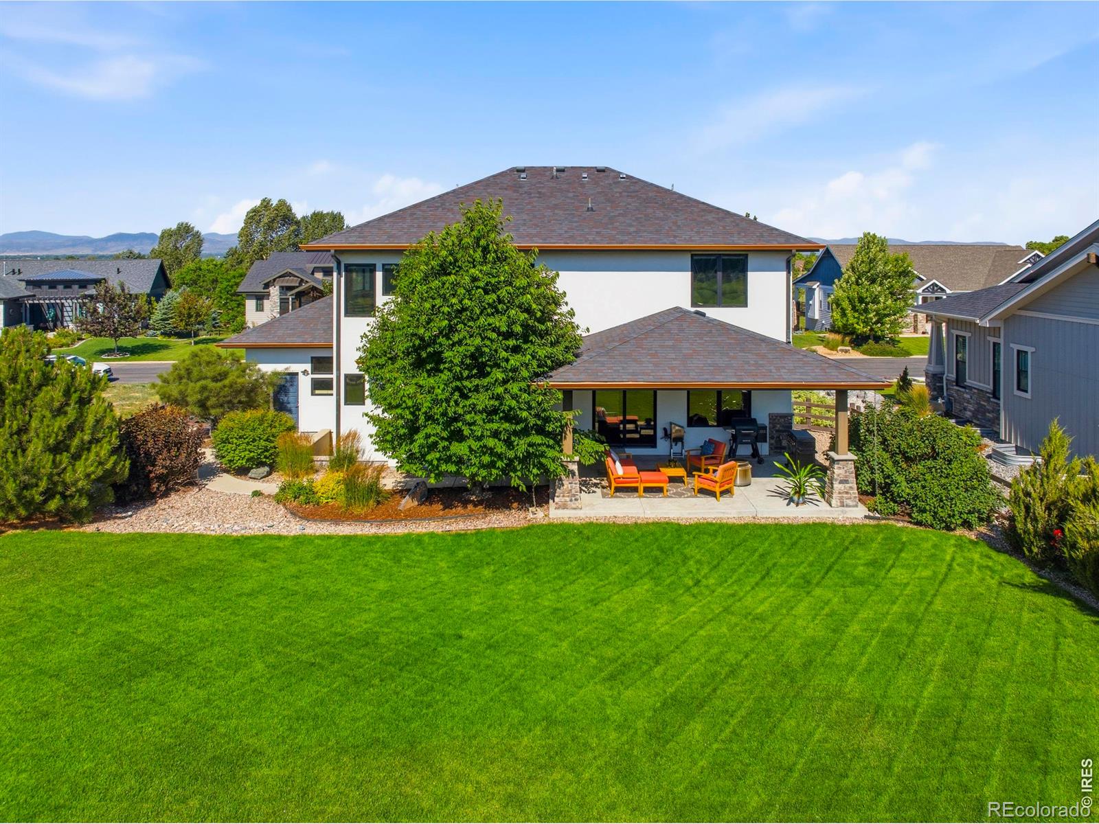 938 Signal Court