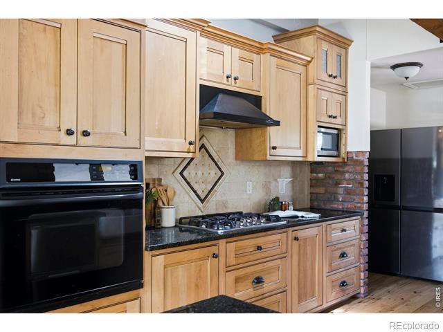 400 Ridgewood Court