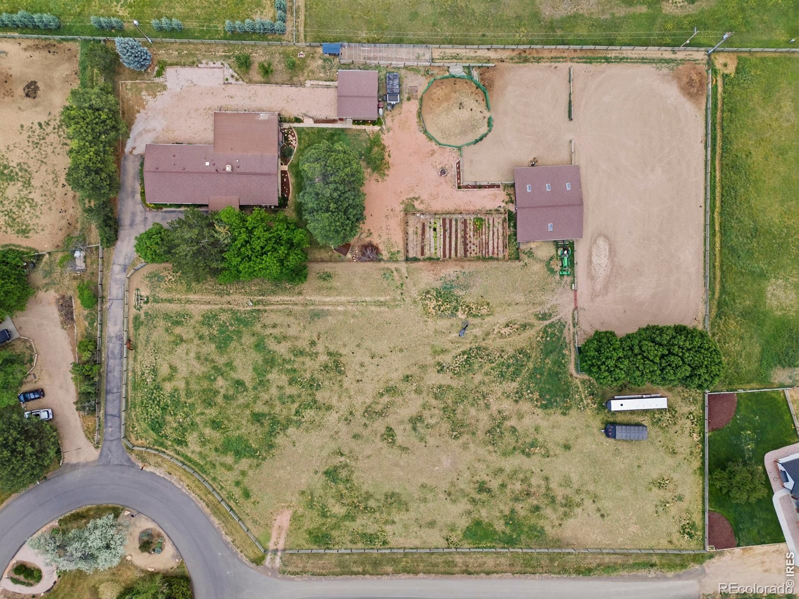 400 Ridgewood Court