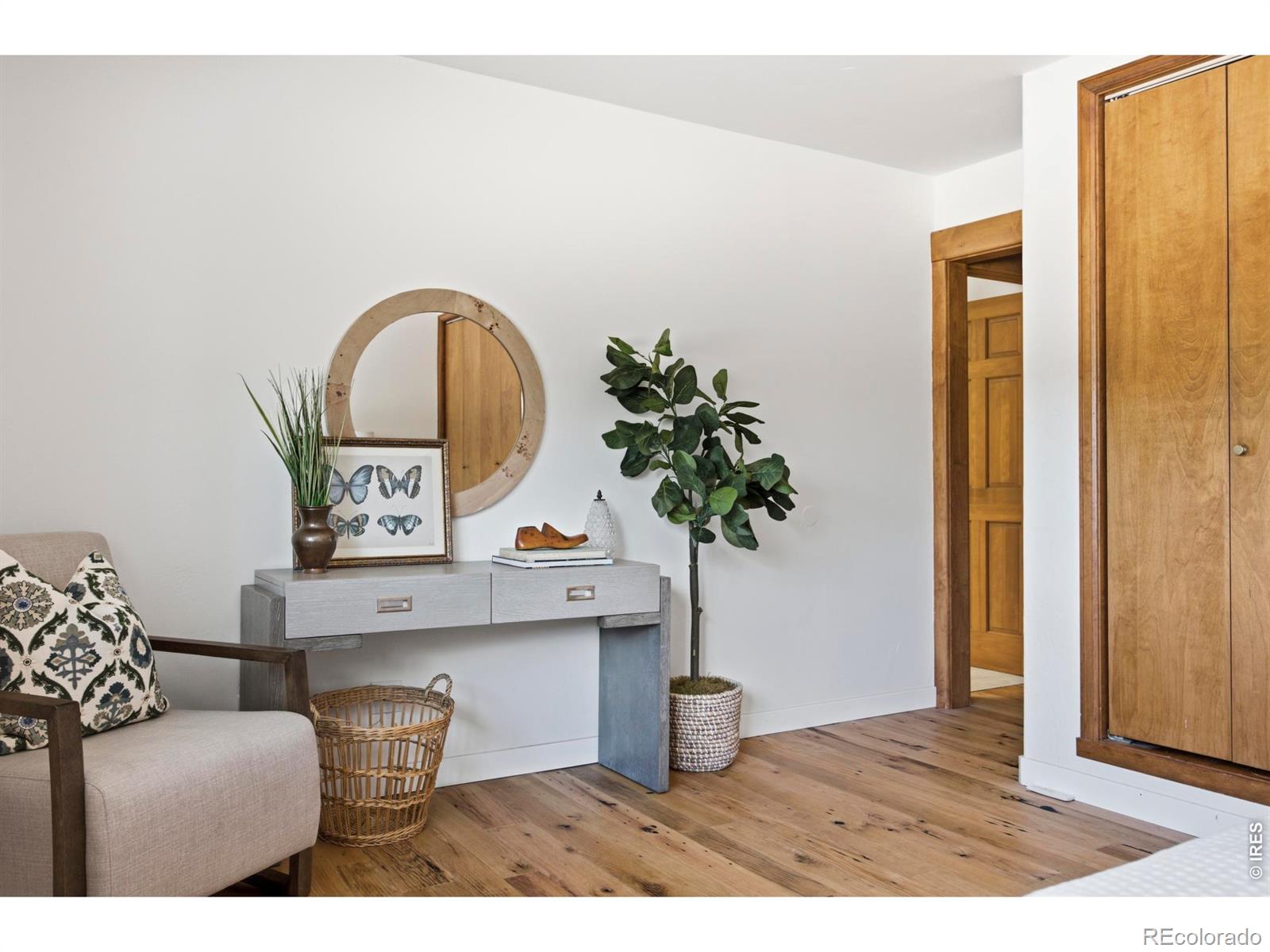 400 Ridgewood Court