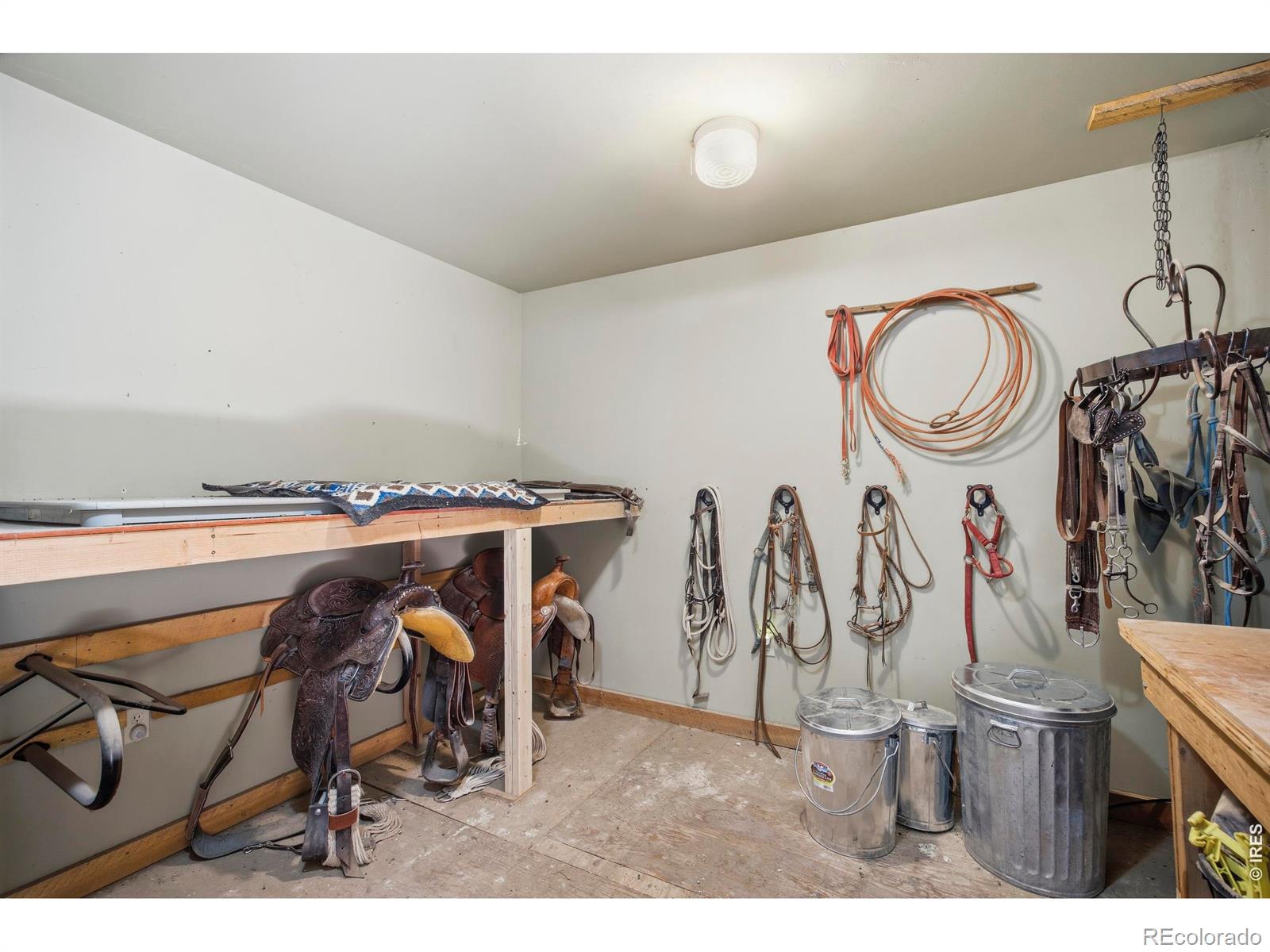 400 Ridgewood Court