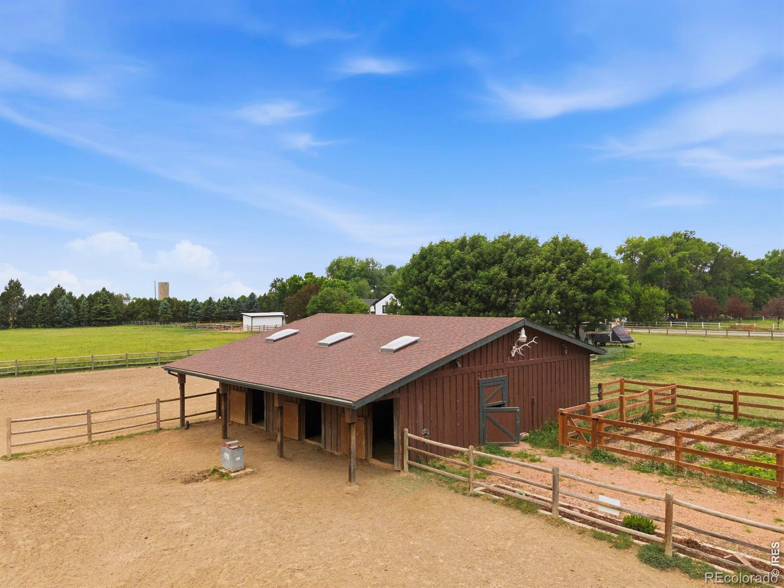 400 Ridgewood Court