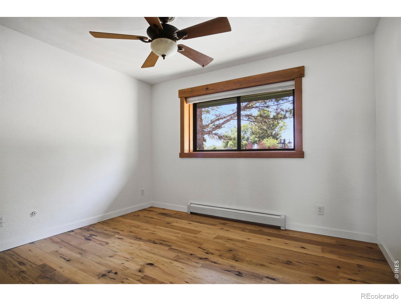 400 Ridgewood Court