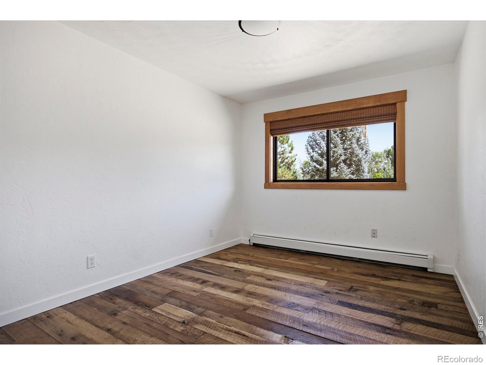 400 Ridgewood Court