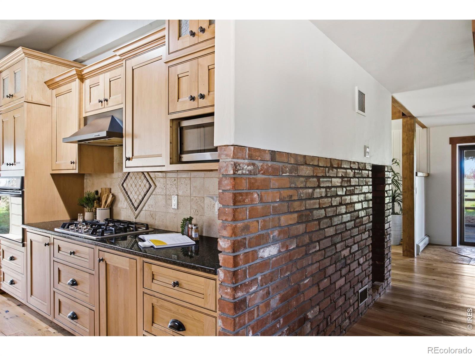 400 Ridgewood Court
