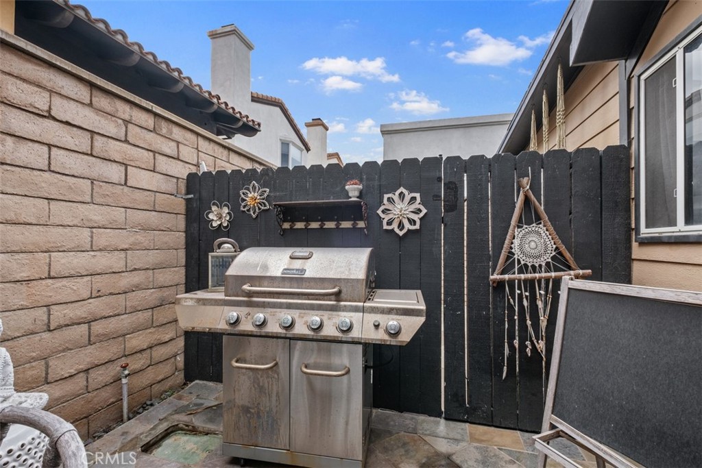 1009 Pecan Avenue